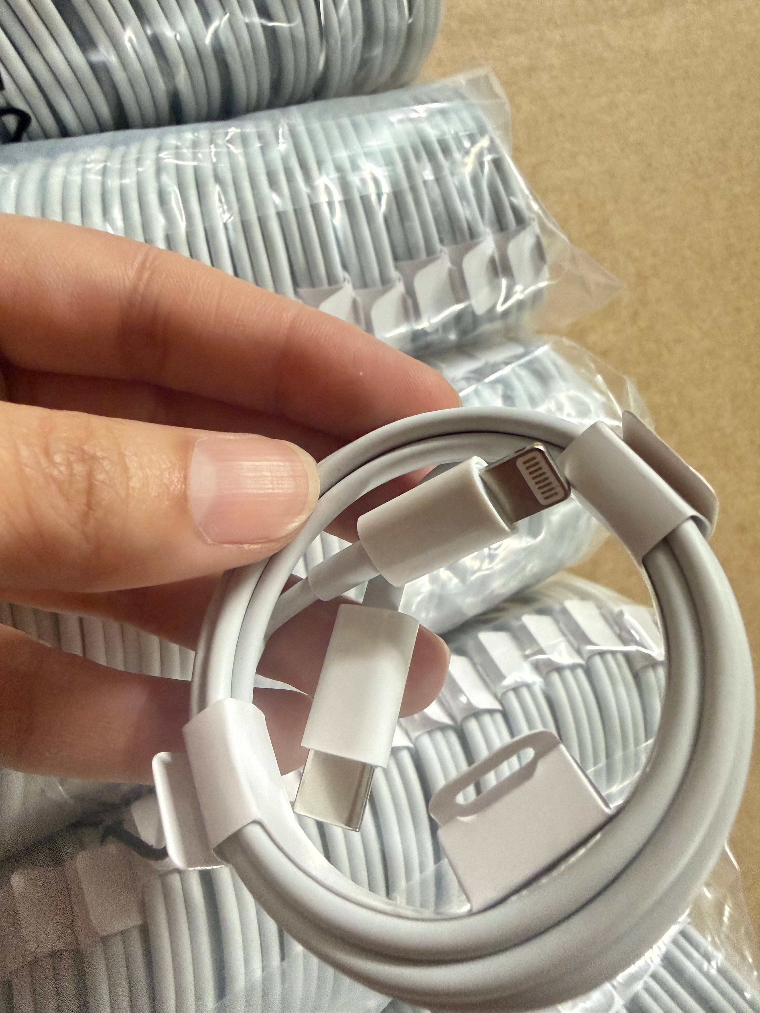 100PCS USB-C to Lightning Charging Cables – 3.3FT Fast Charge Bulk Pack for iPhone & Apple Devices